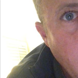 Meet your Posher, Johnjohn